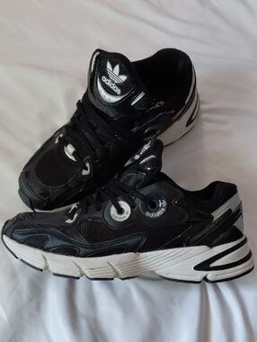 Adidas Astir Black White Sneakers Womens 8